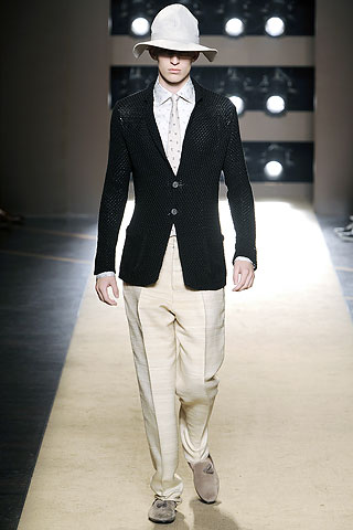 Gianfranco Ferre / - 2011